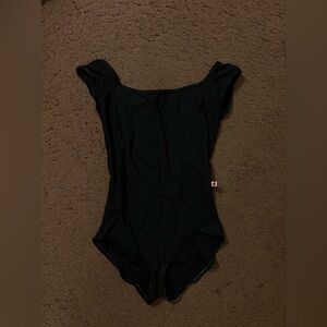 Yumiko Wendy black leotard